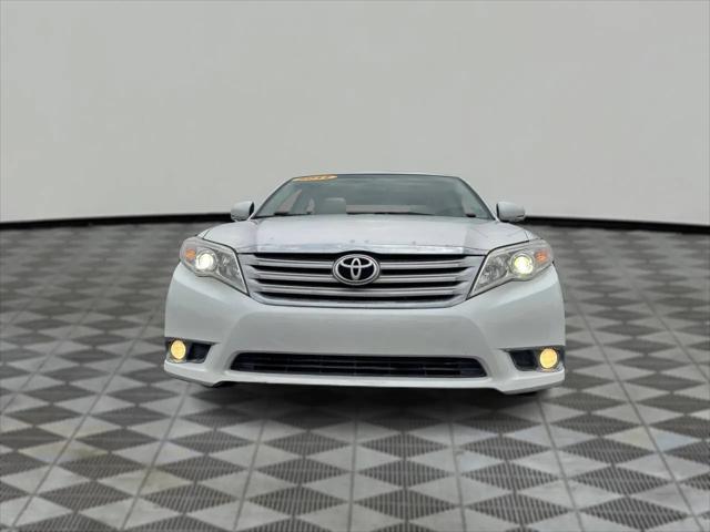 2011 Toyota Avalon Base