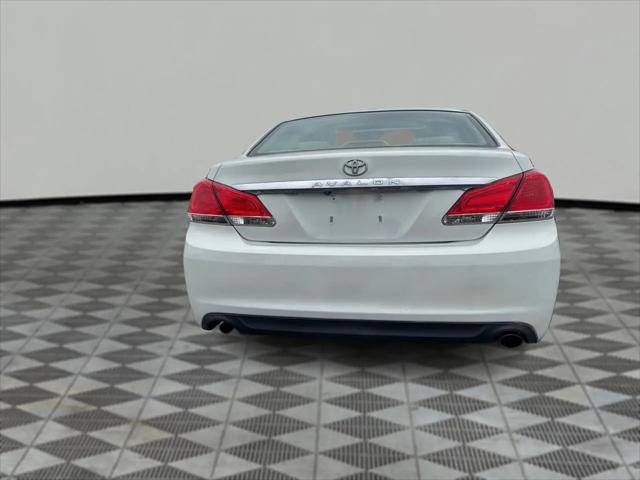 2011 Toyota Avalon Base