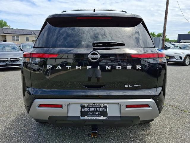 2025 Nissan Pathfinder SL 4WD