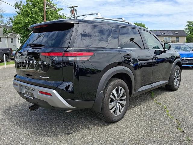 2025 Nissan Pathfinder SL 4WD