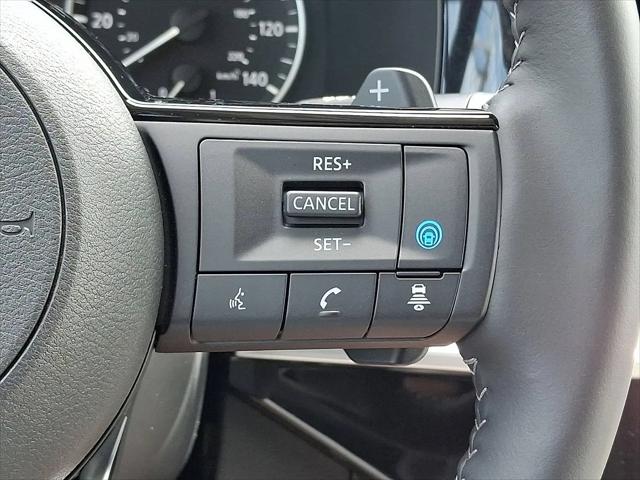 2025 Nissan Pathfinder SL 4WD