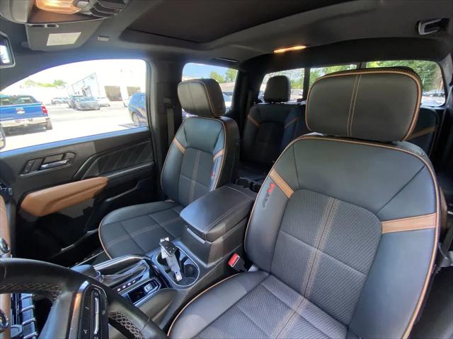 2024 GMC Canyon 4WD AT4