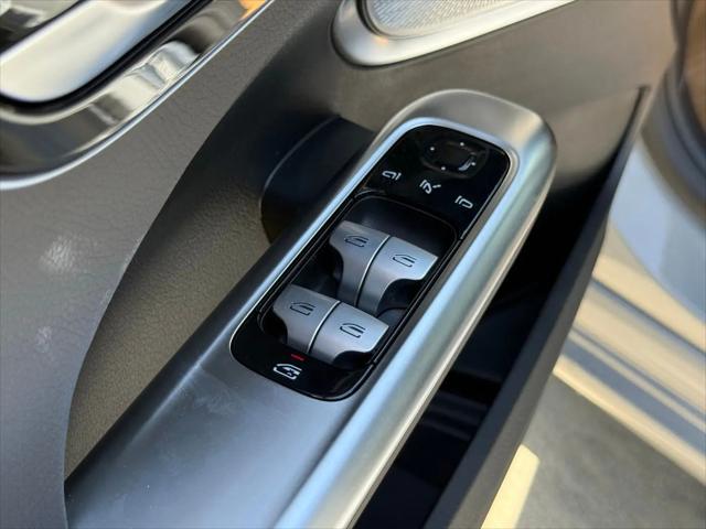 2026 Mercedes-Benz C-CLASS C 300 C 300