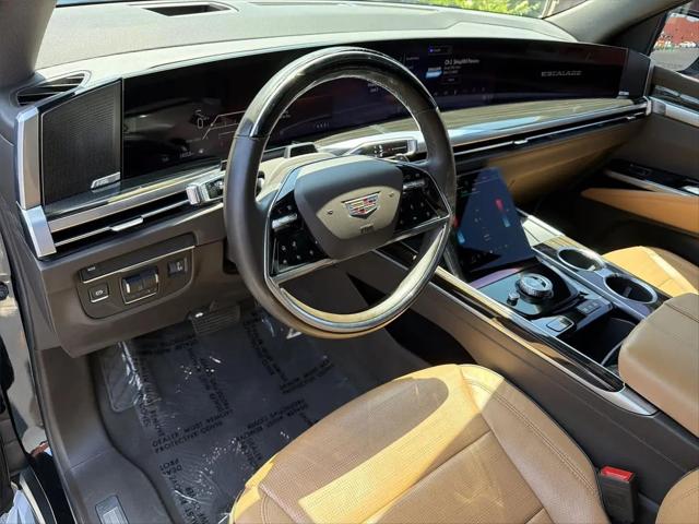 2025 Cadillac Escalade Premium Luxury