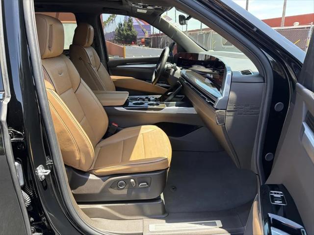 2025 Cadillac Escalade Premium Luxury