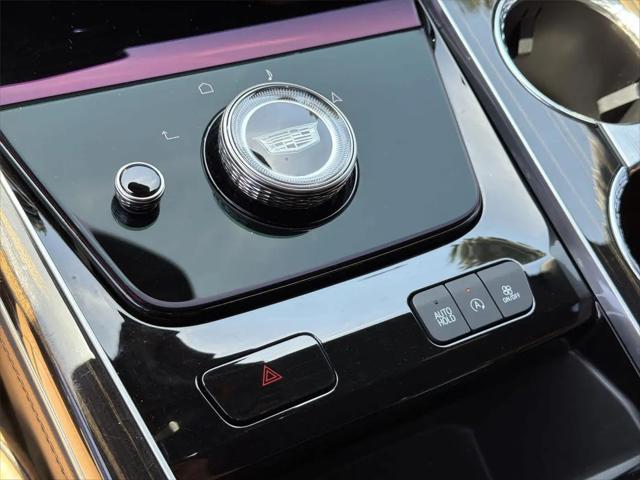 2025 Cadillac Escalade Premium Luxury