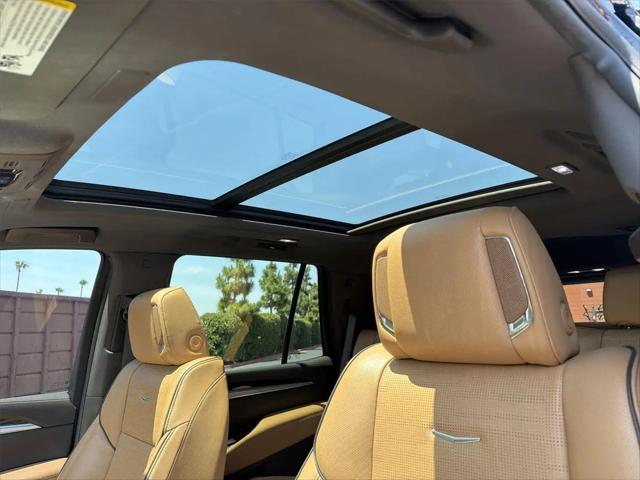 2025 Cadillac Escalade Premium Luxury