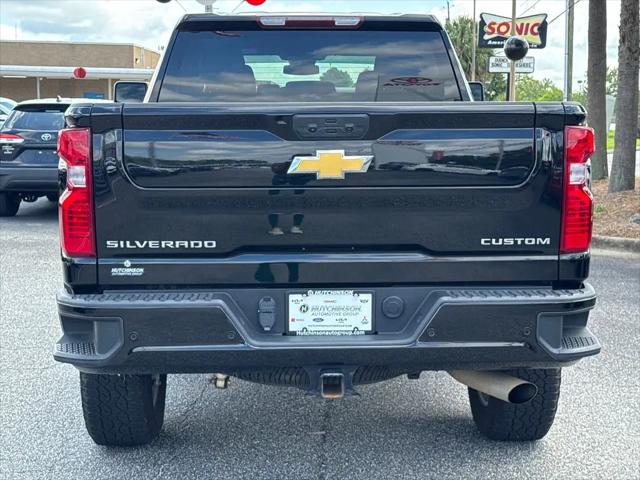2024 Chevrolet Silverado 2500HD 4WD Crew Cab Standard Bed Custom