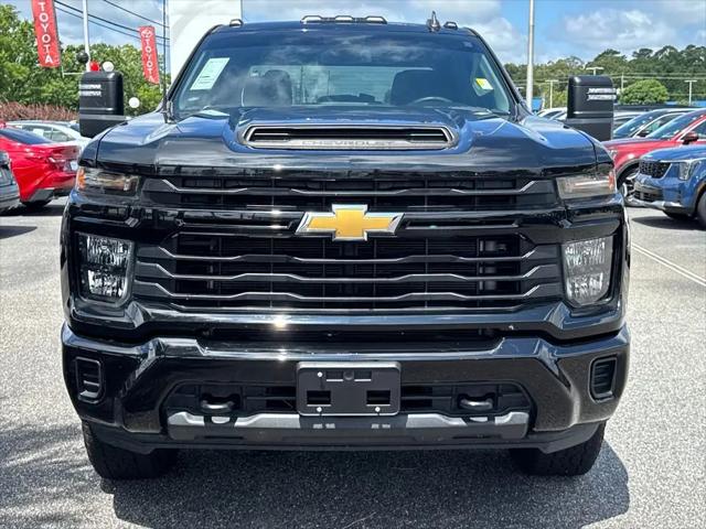 2024 Chevrolet Silverado 2500HD 4WD Crew Cab Standard Bed Custom