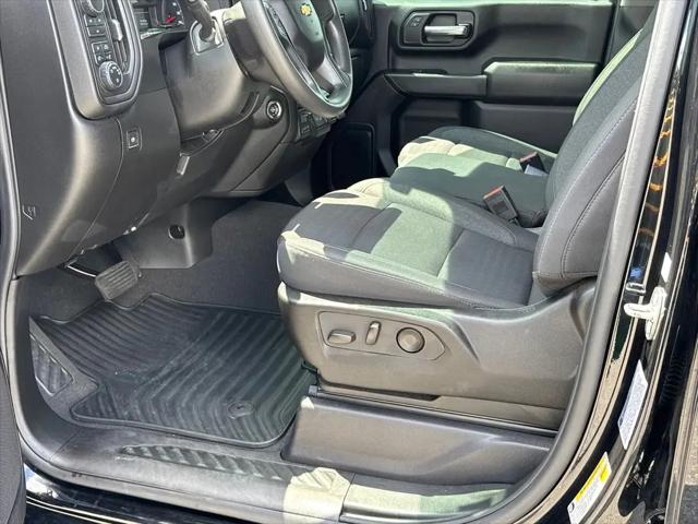 2024 Chevrolet Silverado 2500HD 4WD Crew Cab Standard Bed Custom