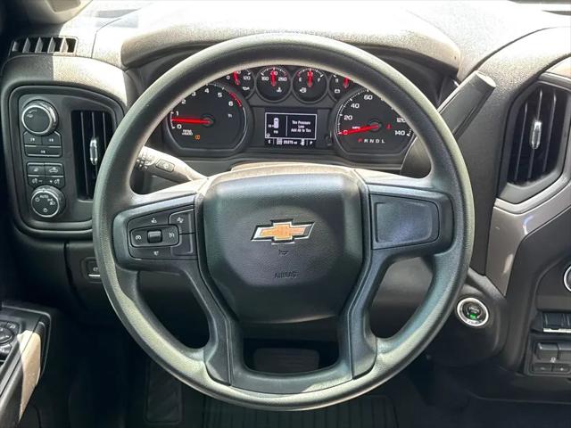 2024 Chevrolet Silverado 2500HD 4WD Crew Cab Standard Bed Custom