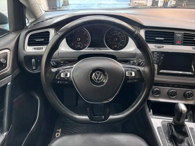 2015 Volkswagen Golf TDI S 4-Door