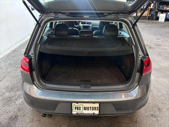 2015 Volkswagen Golf TDI S 4-Door