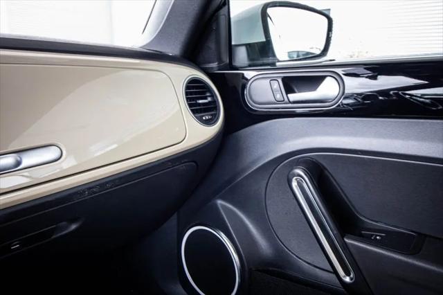2019 Volkswagen Beetle 2.0T SE
