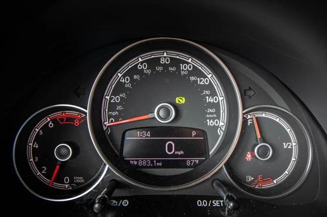 2019 Volkswagen Beetle 2.0T SE