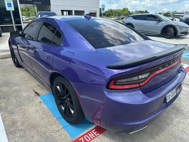 2016 Dodge Charger SXT