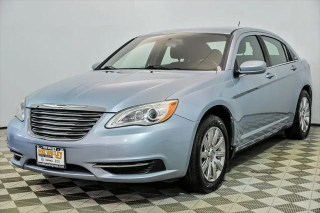 2013 Chrysler 200 Touring