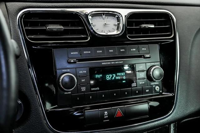 2013 Chrysler 200 Touring