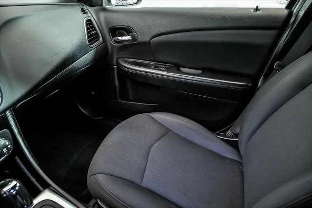 2013 Chrysler 200 Touring