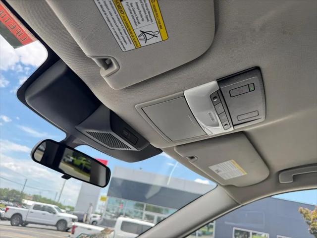 2024 Nissan Pathfinder SV FWD