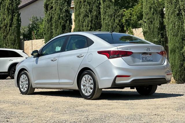 2022 Hyundai Accent SE