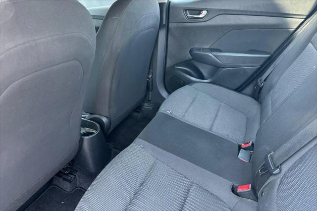 2022 Hyundai Accent SE