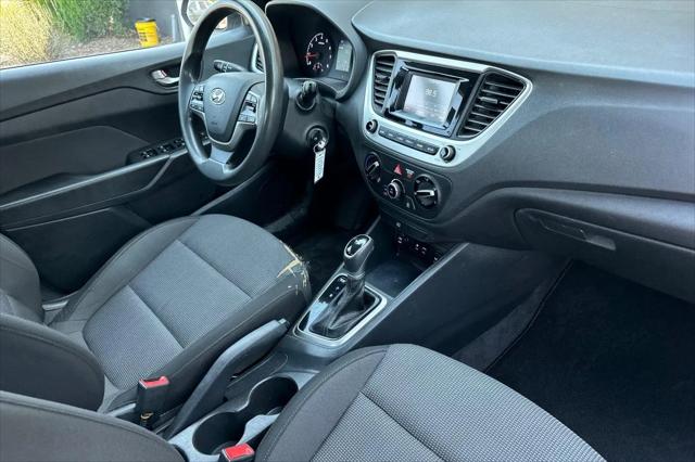 2022 Hyundai Accent SE