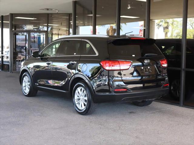2017 Kia Sorento 3.3L LX