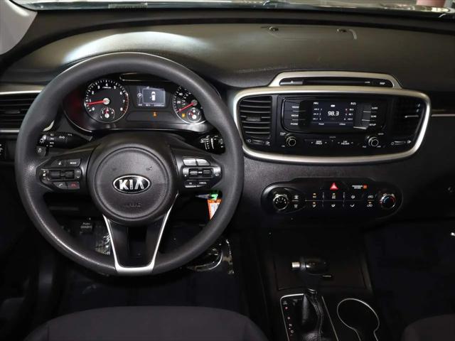 2017 Kia Sorento 3.3L LX
