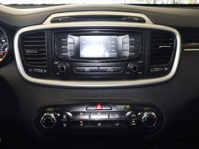 2017 Kia Sorento 3.3L LX