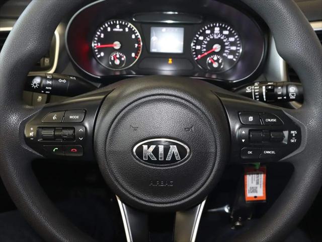 2017 Kia Sorento 3.3L LX