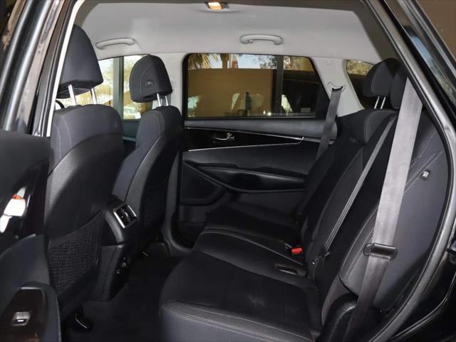 2017 Kia Sorento 3.3L LX