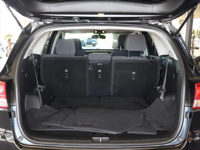 2017 Kia Sorento 3.3L LX