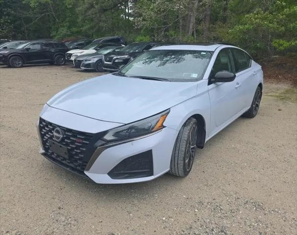 2023 Nissan Altima SR Intelligent AWD