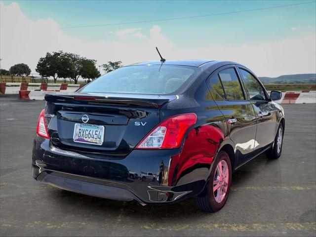 2015 Nissan Versa 1.6 SV