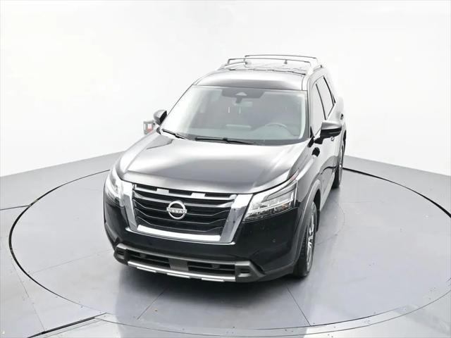 2024 Nissan Pathfinder SL FWD