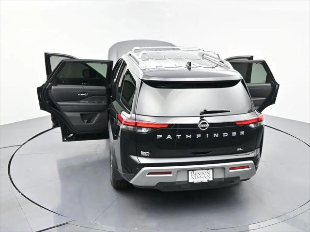 2024 Nissan Pathfinder SL FWD