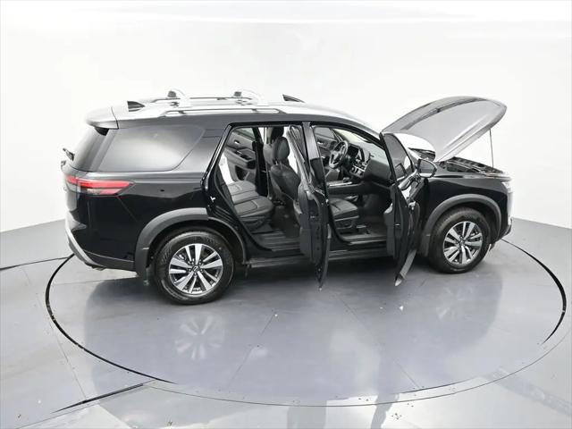 2024 Nissan Pathfinder SL FWD