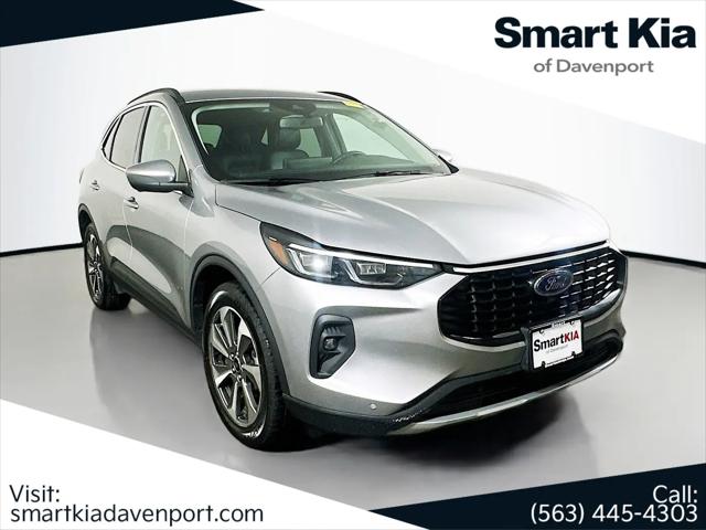 2024 Ford Escape Platinum for sale in Davenport, IA