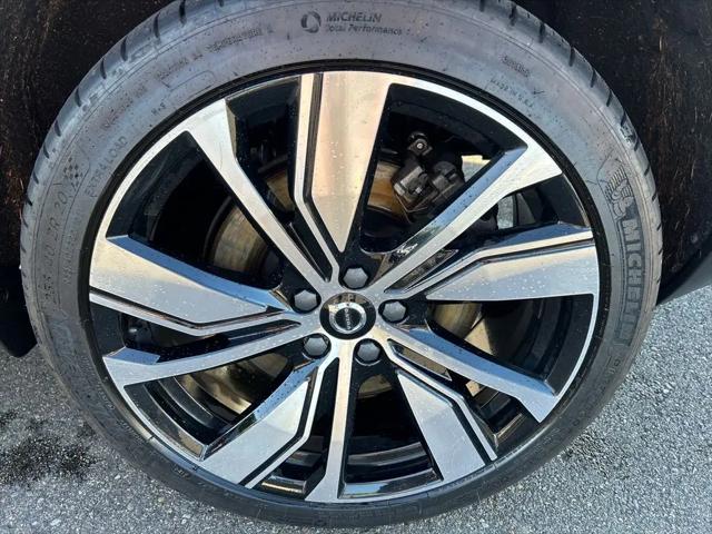2021 Volvo XC40 Recharge Pure Electric P8