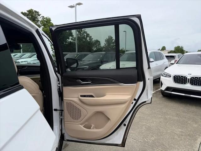 2025 Jeep Grand Cherokee Limited 4x2