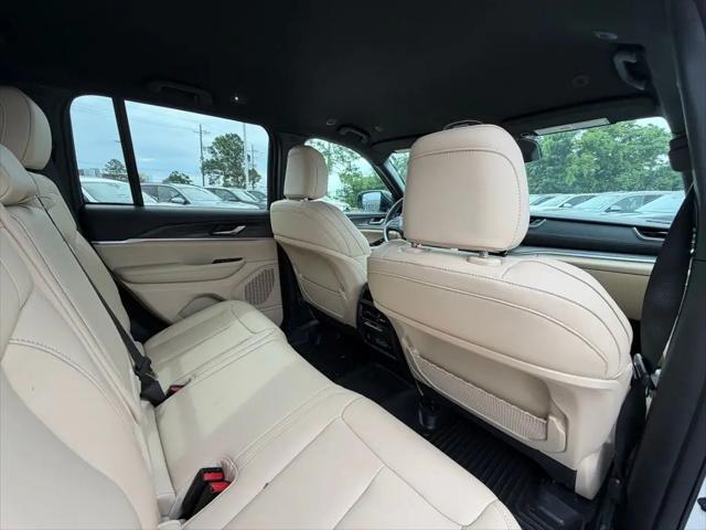 2025 Jeep Grand Cherokee Limited 4x2