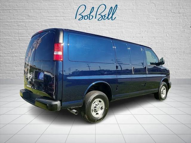 2025 Chevrolet Express Cargo Van RWD 2500 Regular Wheelbase WT