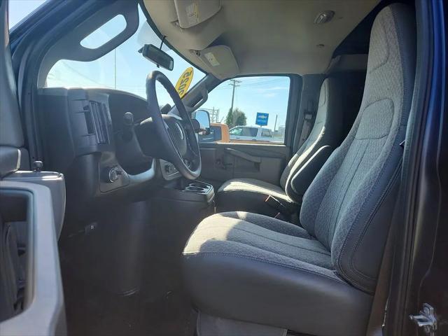 2025 Chevrolet Express Cargo Van RWD 2500 Regular Wheelbase WT