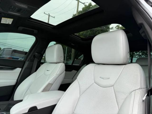 2022 Cadillac CT5 Premium Luxury