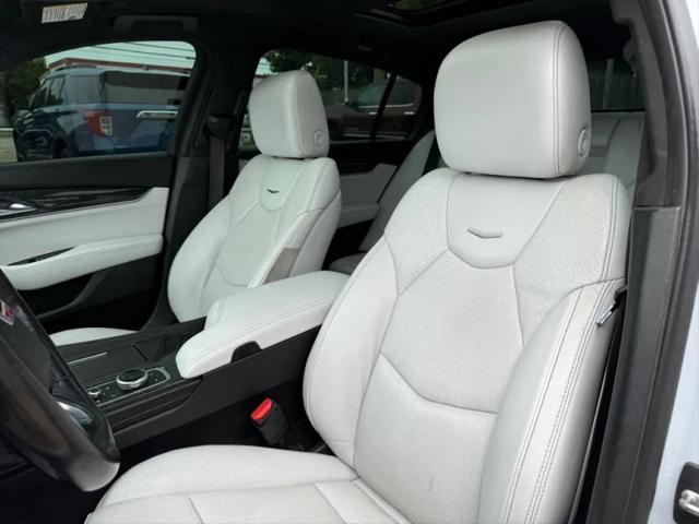 2022 Cadillac CT5 Premium Luxury