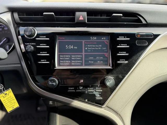 2018 Toyota Camry SE