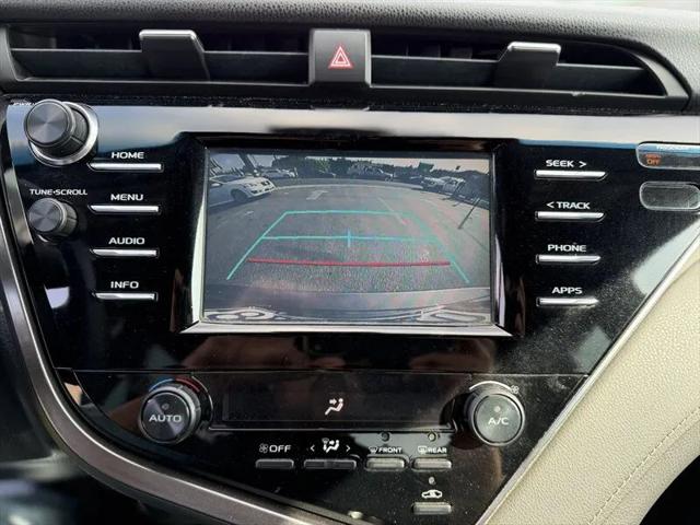 2018 Toyota Camry SE