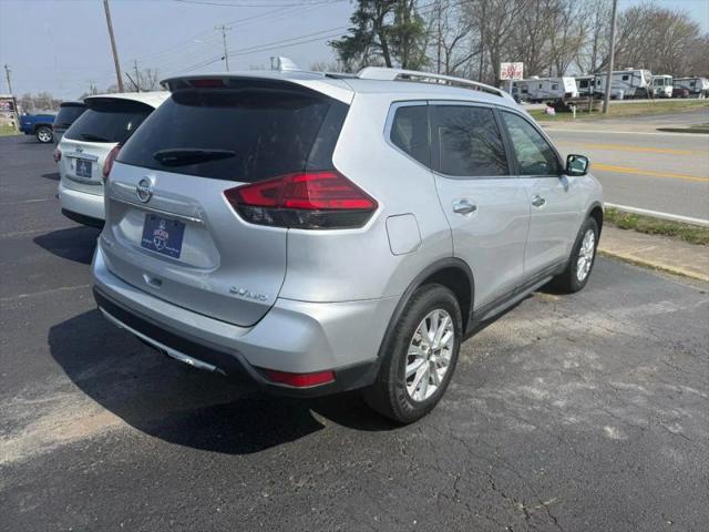 2018 Nissan Rogue SV