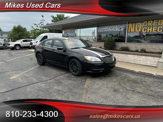 2013 Chrysler 200 Touring for sale in Flint, MI